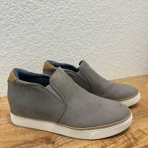 Dr. Scholl's Gray Slip-On Women's Sneakers